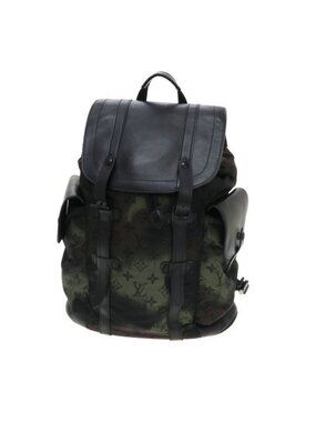 camouflage louis vuitton backpack Damoflage Motion  Savonches depending on the placement of the pattern. Louis Vuitton x Supreme Camouflage